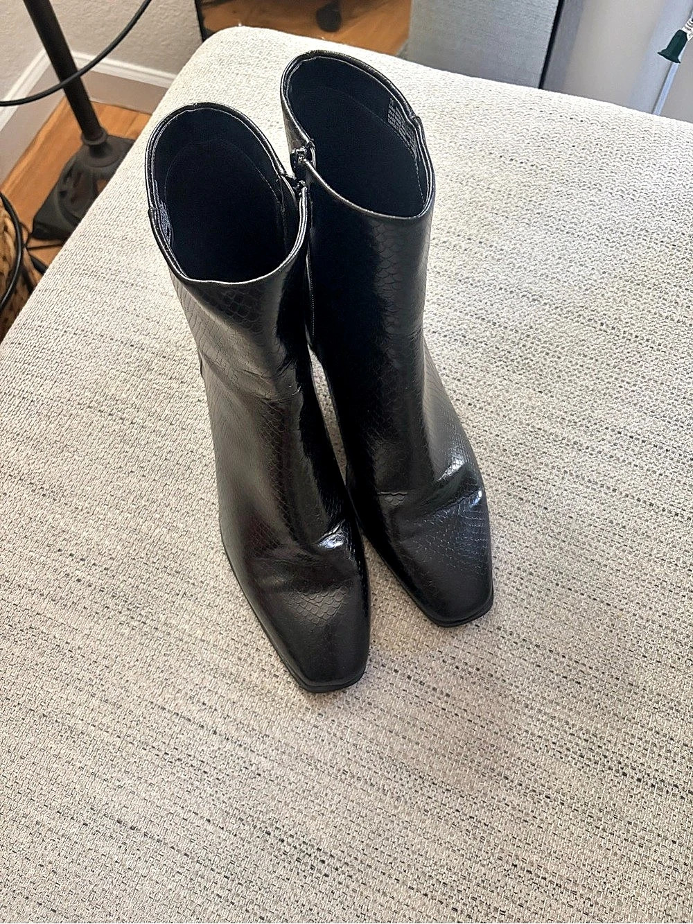 Universal Thread Black Embossed Heeled Boots Size 11